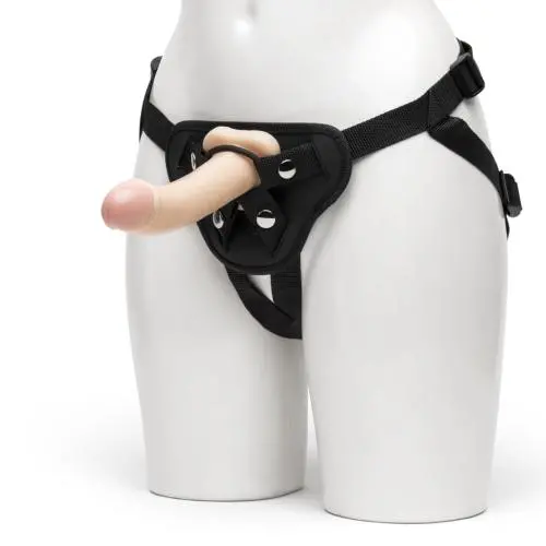 Strap-On Harness Kit with Realistic Dildo 6.5 Inch Strap-On Harness Kit with Realistic Dildo 6.5 Inch